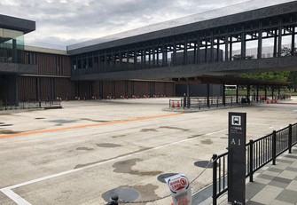 開業から一年間の利用実績が県の想定を大きく下回った奈良公園バスターミナル