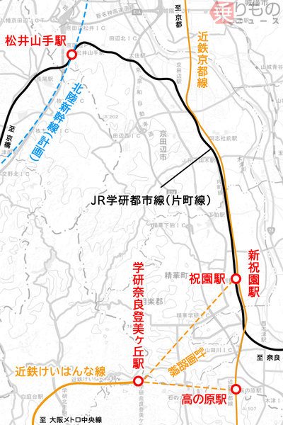 学研都市エリアのおもな鉄道路線。点線は計画路線(国土地理院の地図を加工)。